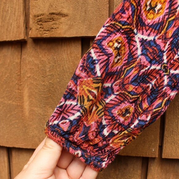 Billabong Mi Amore Off The Shoulder Tribal Printed Crinkle Top Size Small - Picture 5 of 9